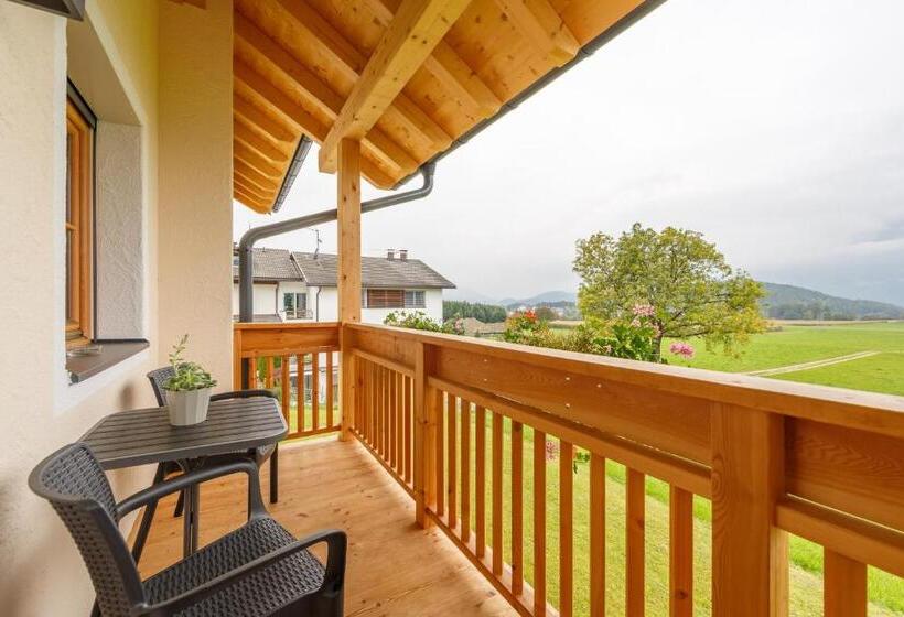 דירת חדר, Krebslechnerhof