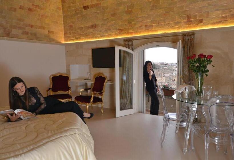 סוויטה עם מרפסת, Antica Torre Di Iuso