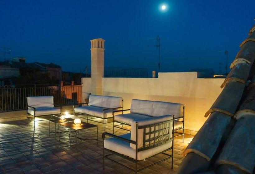 סוויטה עם מרפסת, Antica Torre Di Iuso