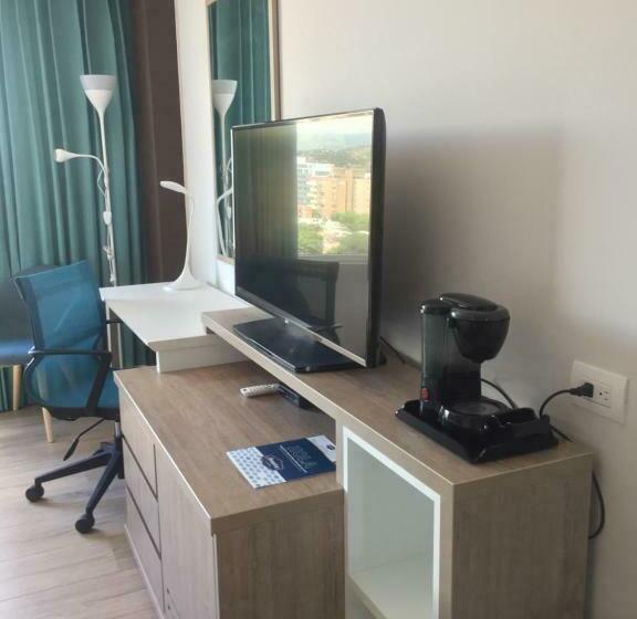 Номер Стандарт, Hampton Inn By Hilton Cucuta