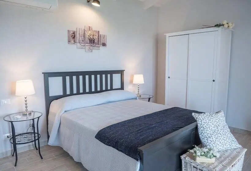スーペリアールーム, Podere N°8 Agriturismo In Maremma