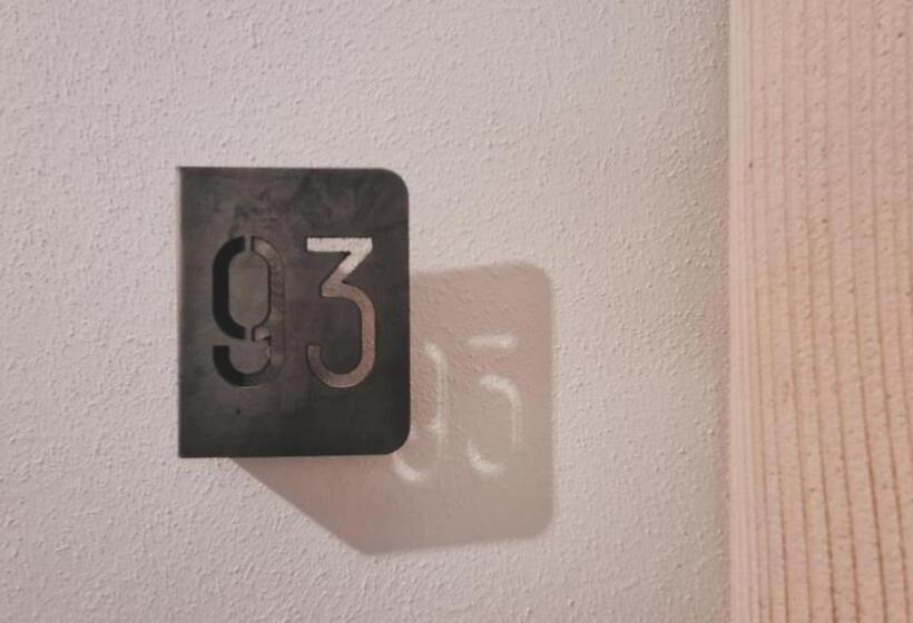 经济房, Bardoliners