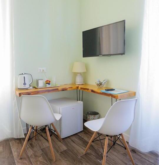 اتاق استاندارد, Colors Of Cinque Terre   Guest House