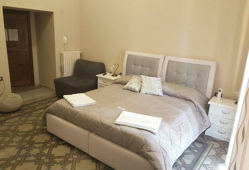 标准间, Nonna Ninetta