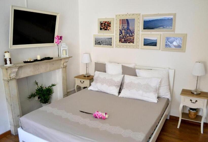 Junior suite with river view, Pontevecchio Relais