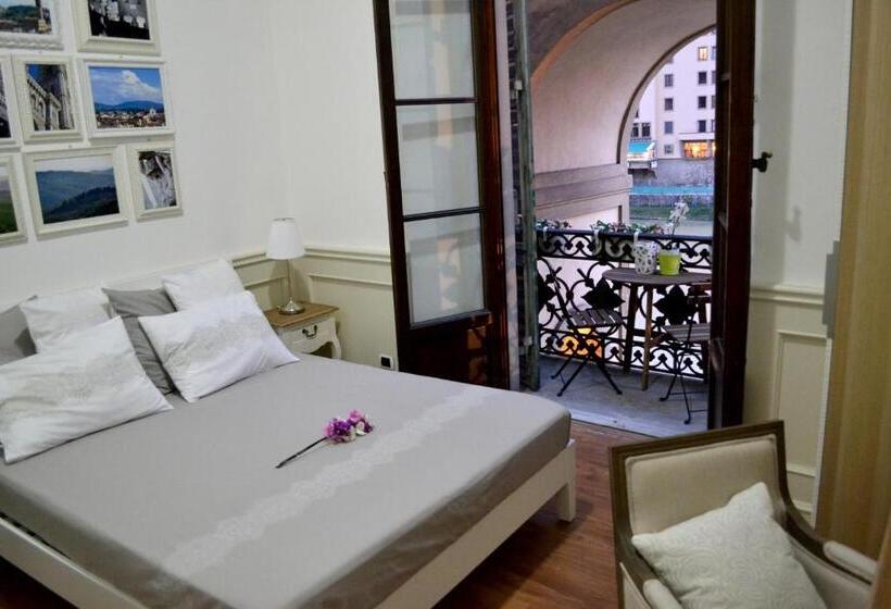 اتاق سوپریور با چشمانداز رودخانه, Pontevecchio Relais