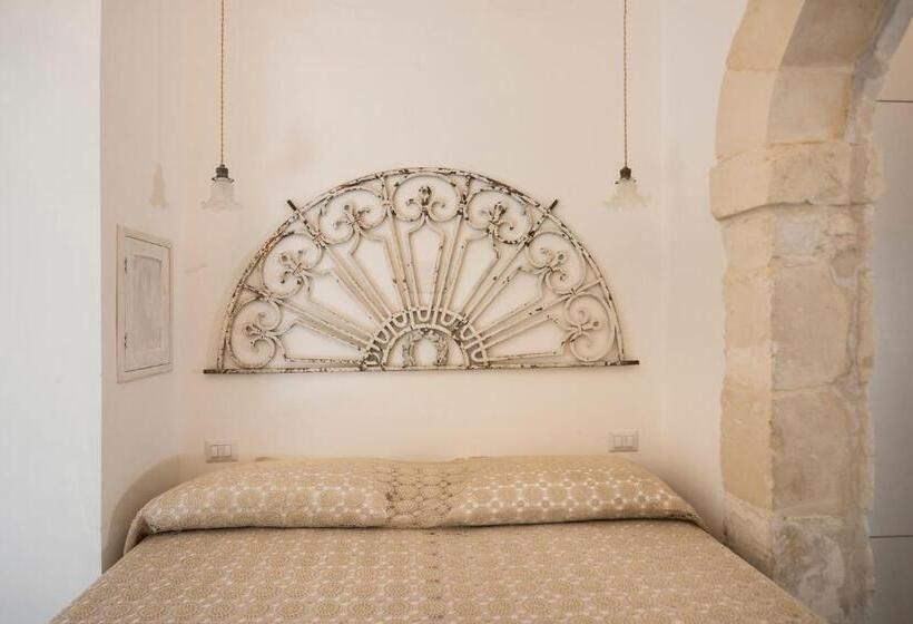 اتاق لوکس, Sanbartolomeo Casa & Putìa