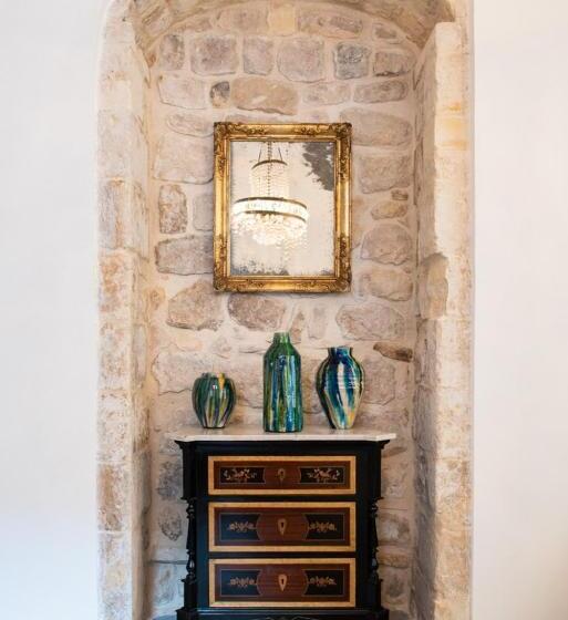 اتاق خانوادگی, Sanbartolomeo Casa & Putìa