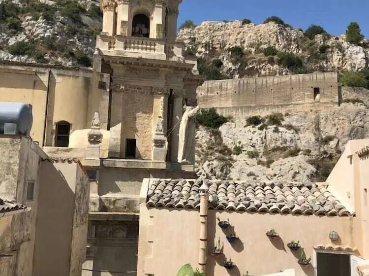 ファミリールーム, Sanbartolomeo Casa & Putìa