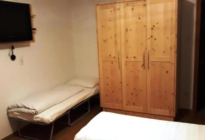 Economy-huone, Pension Sprenger