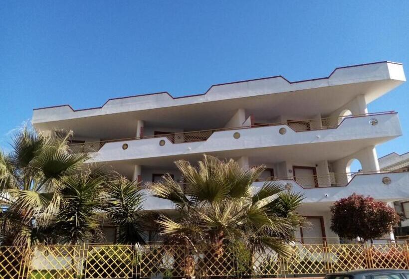 Апартаменты 2 Спальни, Residence Le Magnolie