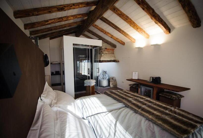 سوییت جونیور, Chambres D’hôtes La Latteria