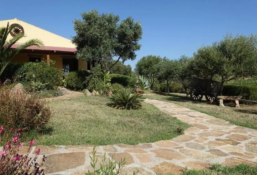 庭の見える1ベッドルームアパートメント, Agriturismo Campesi Casale Tra Le Vigne