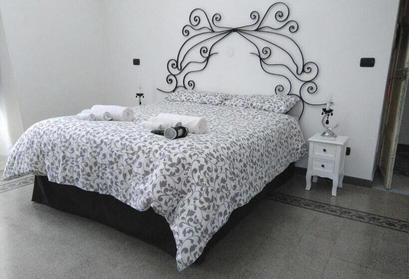 חדר משפחתי, Casina Di Pietra