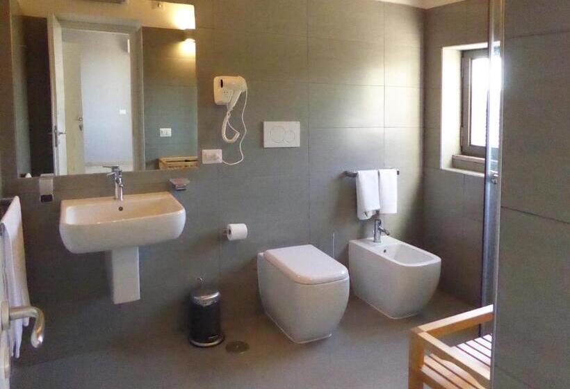 豪华房间, Pietre Di Fiume