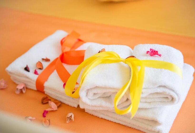 غرفة قياسية, Villa Marchesa