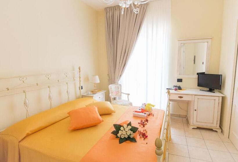 غرفة قياسية سرير كينج, Villa Marchesa