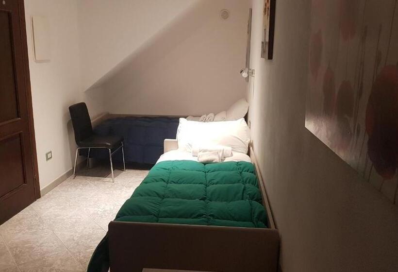 اتاق استاندارد, Vento Di Grecale