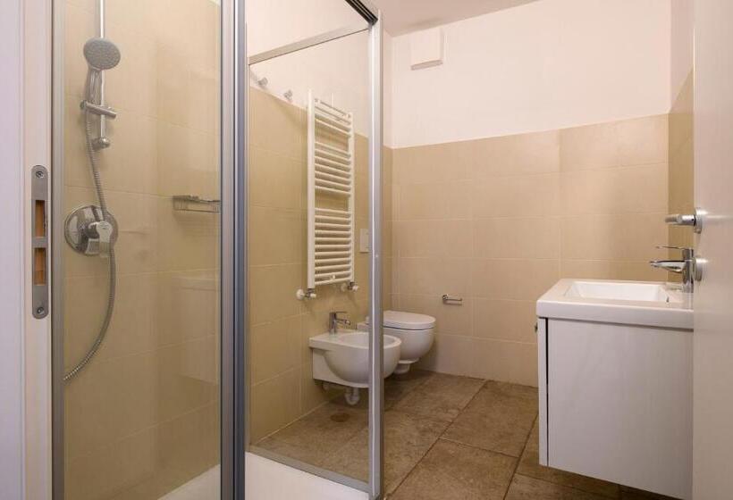 شقة غرفة واحدة, Borgo San Nazzaro