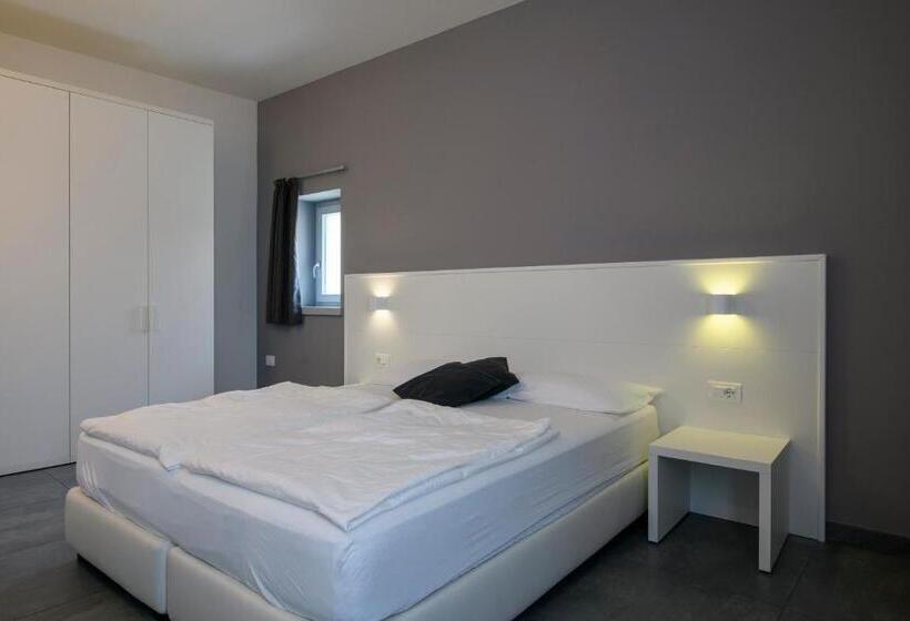 شقة غرفتين, Borgo San Nazzaro