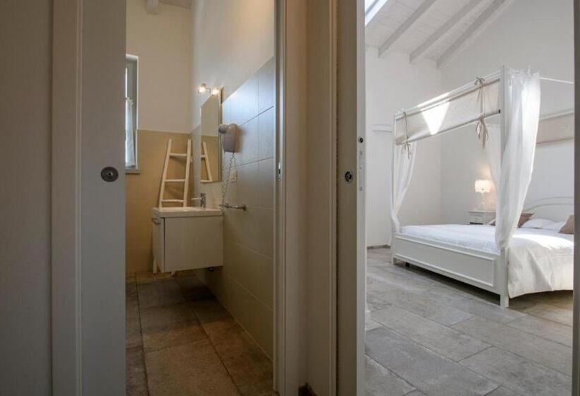 شقة دور أخير غرفة نوم واحدة, Borgo San Nazzaro