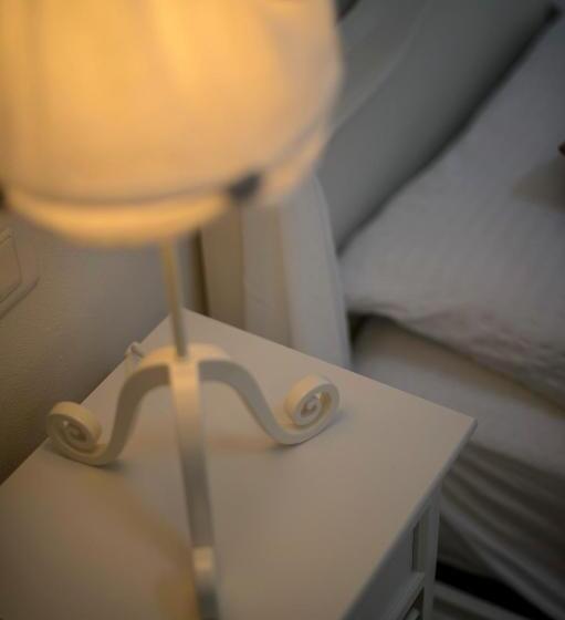 شقة دور أخير غرفة نوم واحدة, Borgo San Nazzaro