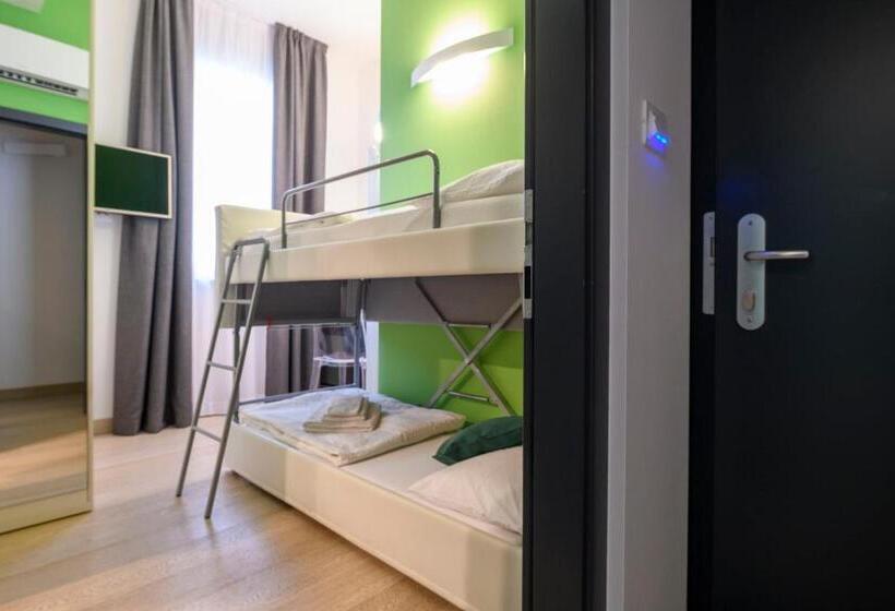 جناح عائلي, Borgo San Nazzaro