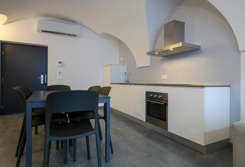 شقة غرفتين نوم مزودة بحديقة, Borgo San Nazzaro