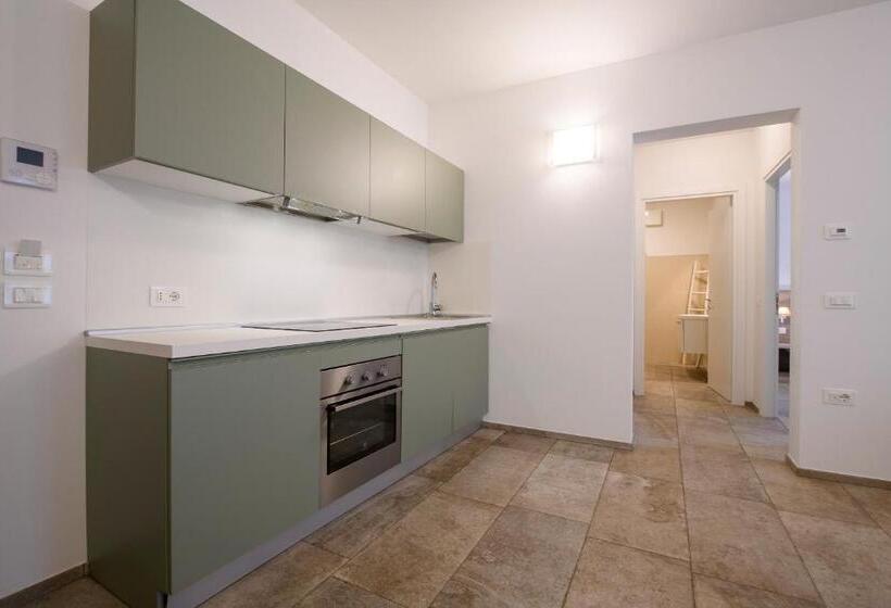 شقة غرفة واحدة, Borgo San Nazzaro