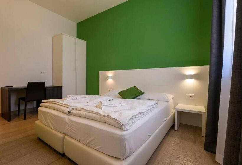 جناح عائلي, Borgo San Nazzaro