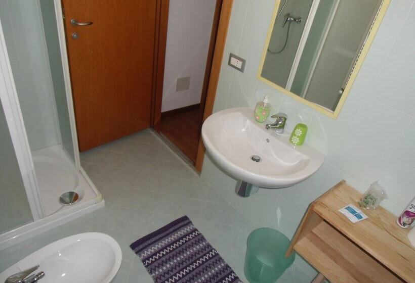 غرفة قياسية مزوَّدة بتراس, Agriturismo Il Podere Vedelago With Alpaca, Friends And More