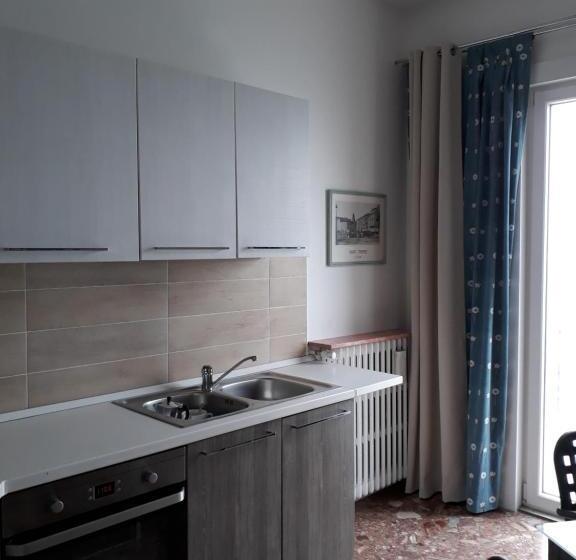 Apartamento 1 Quarto Vista Mar com Sacada, Casa Sulla Laguna