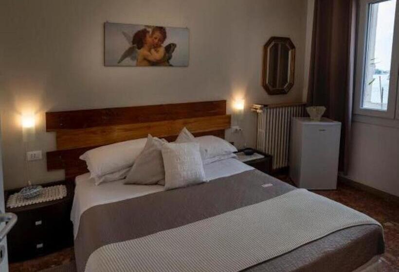 Quarto Estandar, Casa Sulla Laguna