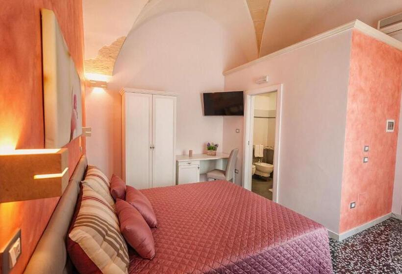 スタンダードルーム, Le Radici