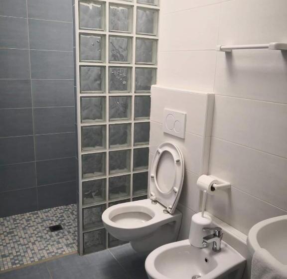 إستوديو قياسى, Residence Bluadria