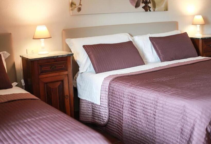 스탠다드 트리플 룸, Locanda Di Ansedonia   Ristorante Griglio