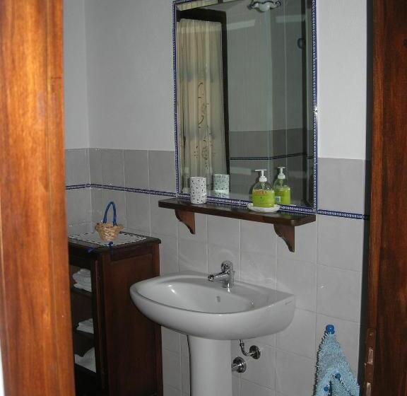 شقة غرفتين نوم مطلة على حمام السباحة, Agriturismo La Valle Del Sole