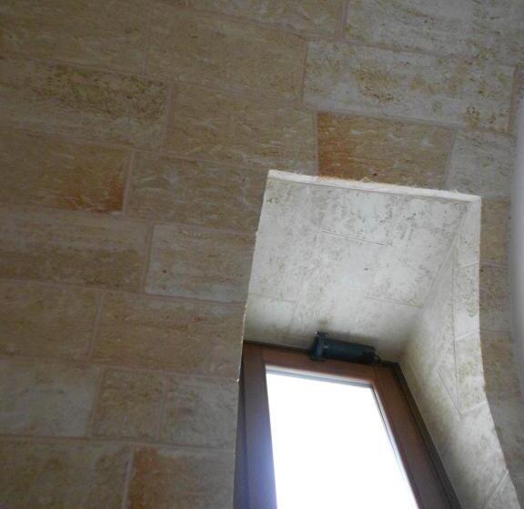 غرفة قياسية, Corte Della Luna