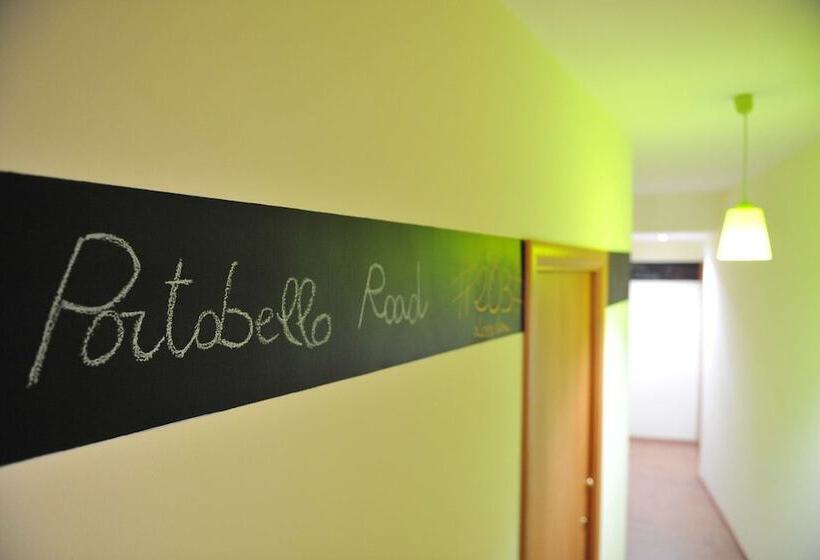 חדר סטנדרט לשלושה, La Quiete