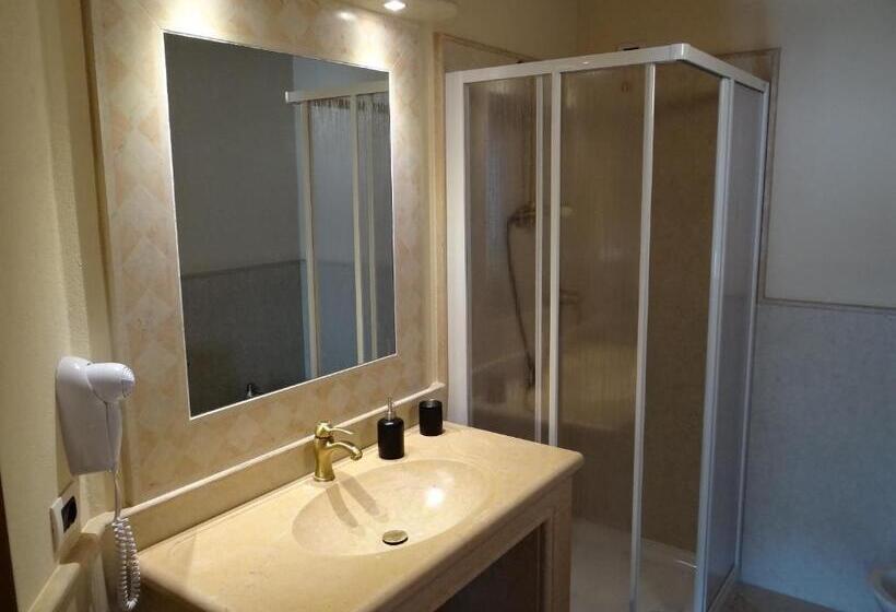 Pokój Standard Trzyosobowy, Le Camere Della Bice