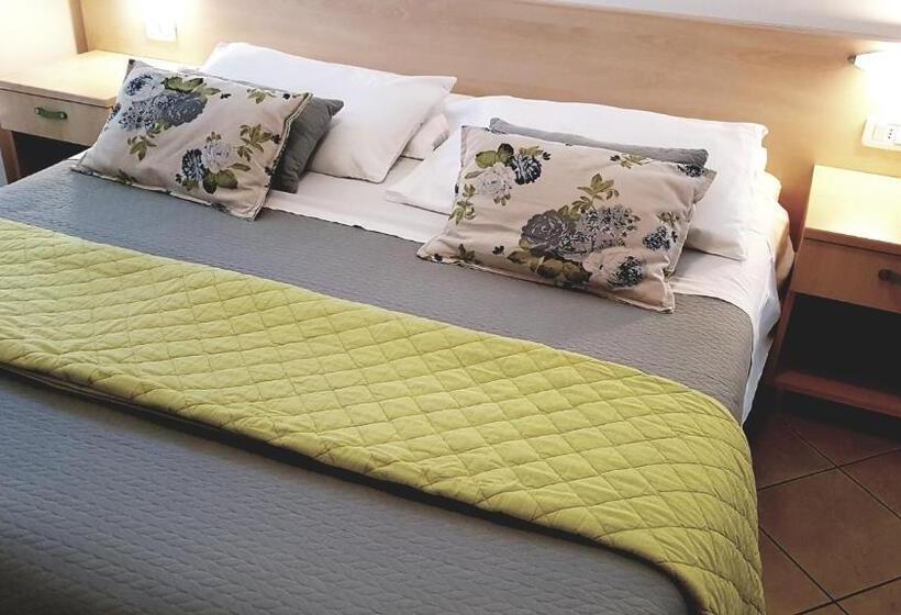 חדר סטודיו סטנדרד, Salvia E Rosmarino   Affittacamere In Liguria