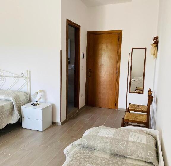 스탠다드 스튜디오, Agriturismo Azzarone