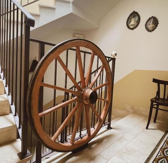 带按摩浴盆的套房, Novecento Room And Breakfast Puglia