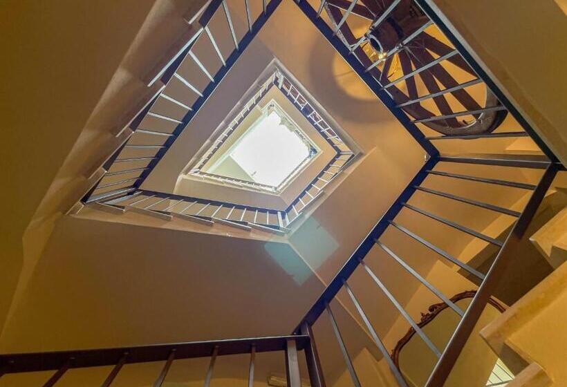 デラックストリプルルーム, Novecento Room And Breakfast Puglia