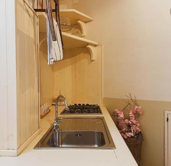 スタンダード４人部屋, Novecento Room And Breakfast Puglia