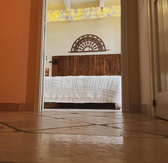 スタンダード４人部屋, Novecento Room And Breakfast Puglia