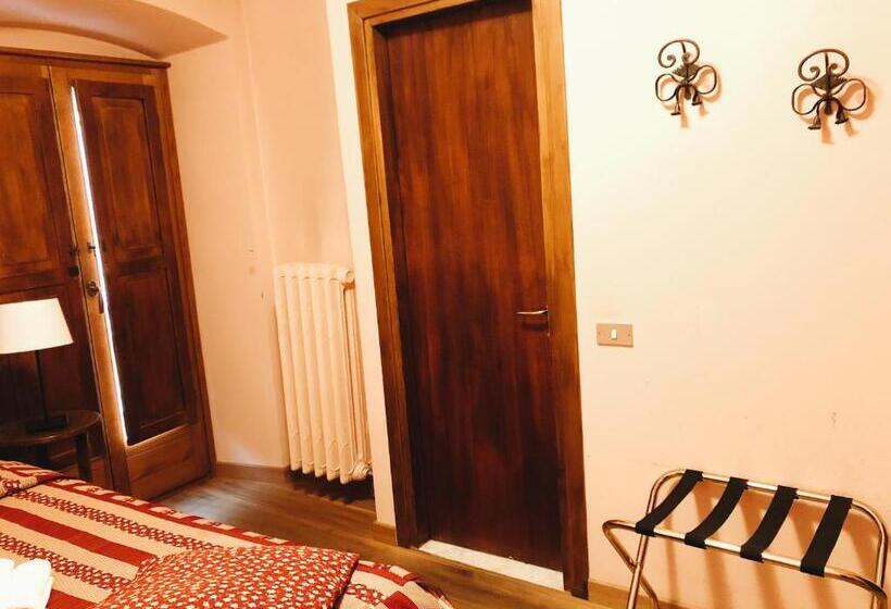 Quarto Estandar Individual, Locanda Piemonte Da Sciolla