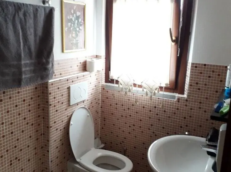 ベーシック４人部屋, Agriturismo La Vita è Bella