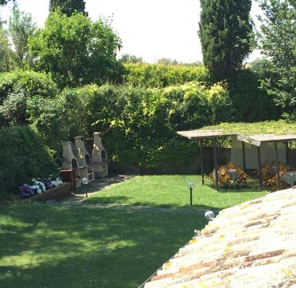 דירת חדר, Agriturismo Papaveri E Papere