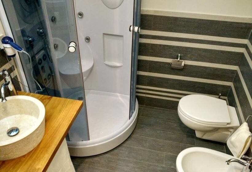 デラックスルーム, Mina Accomodation